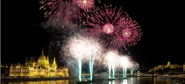 8 Tage Kreuzfahrt Donau in Flammen